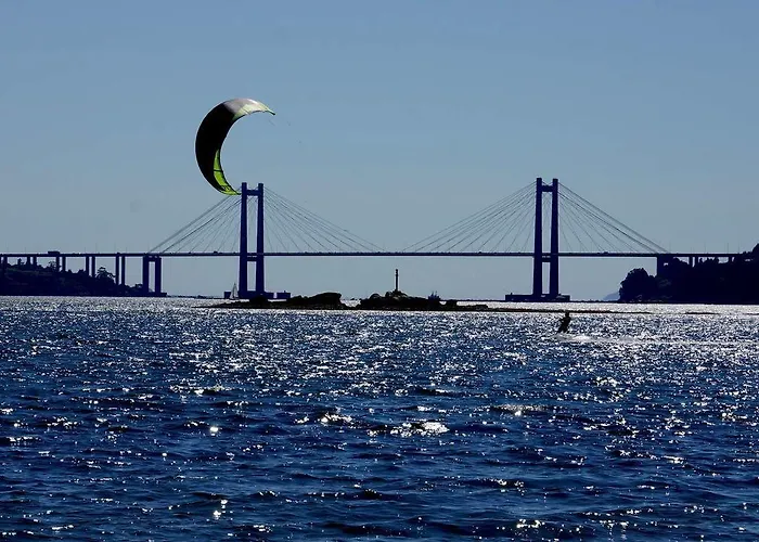 Bahia De San Simon Hostel Redondela